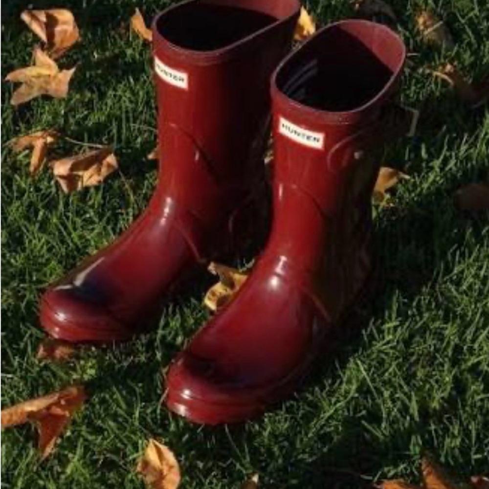 Hunter Dark Red Waterproof Rain Boots Brand New * Limited Edition